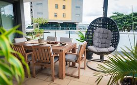 Barefoot Beach Apartment Darwin Waterfront